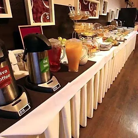 Bnc - Restaurant - Bowling Отель