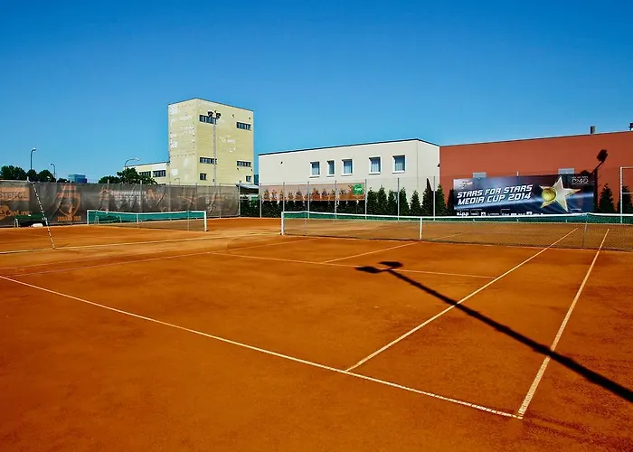 Ξενοδοχείο Bnc - Restaurant - Bowling