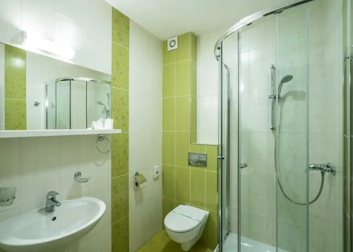 Bnc - Restaurant - Bowling 3* Μπρατισλάβα