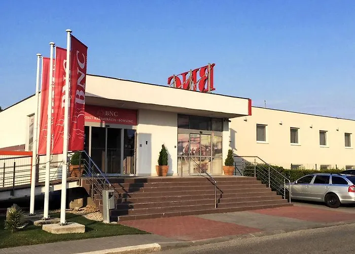 Bnc - Restaurant - Bowling 3* Bratislava